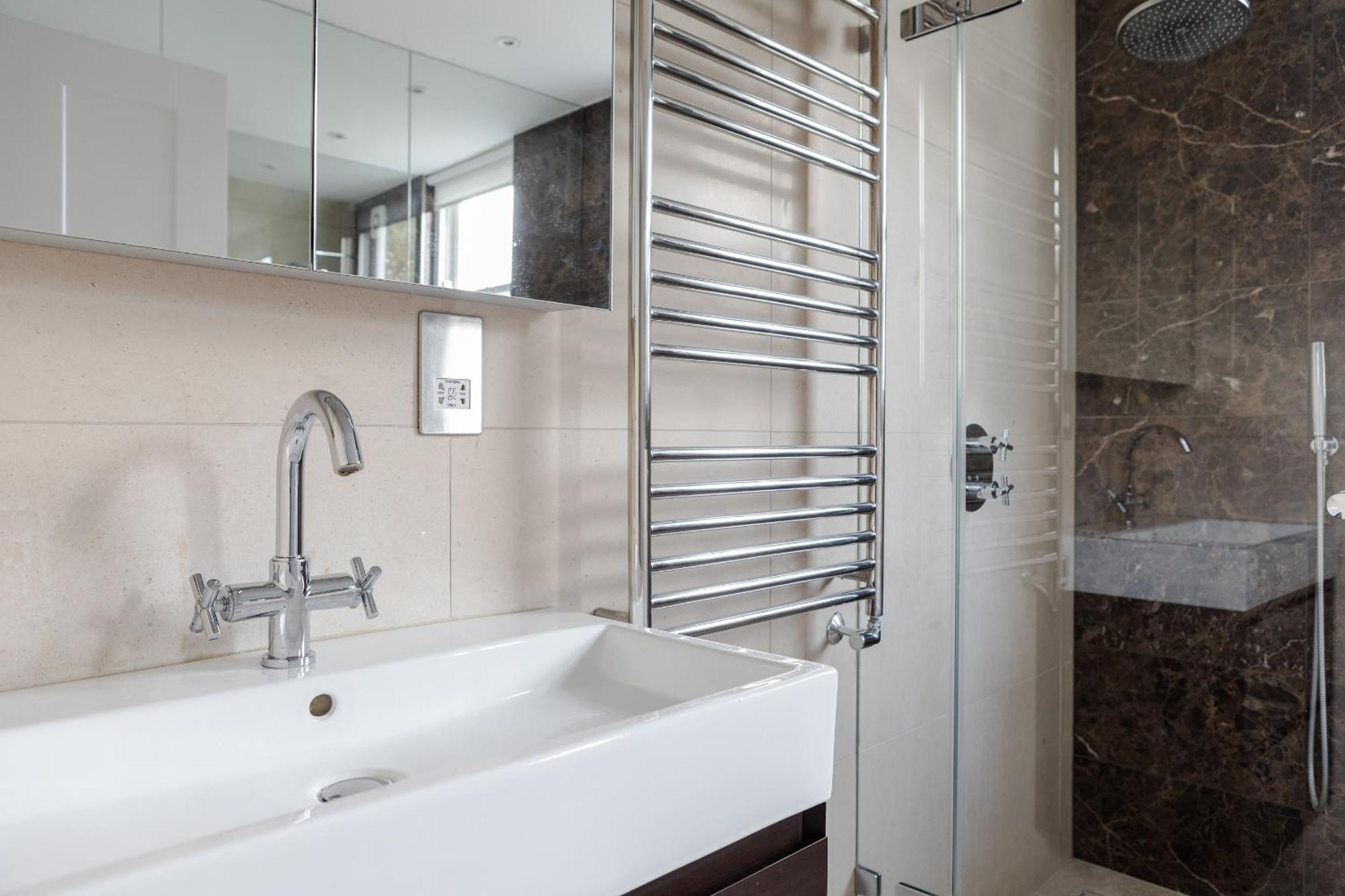 Number 53 - Stunning Maisonette With Parking In Kensington & Chelsea London Ngoại thất bức ảnh